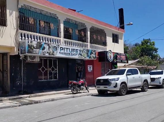 Residentes de La Caleta reaccionan tras balacera que dejó un muerto y otro herido