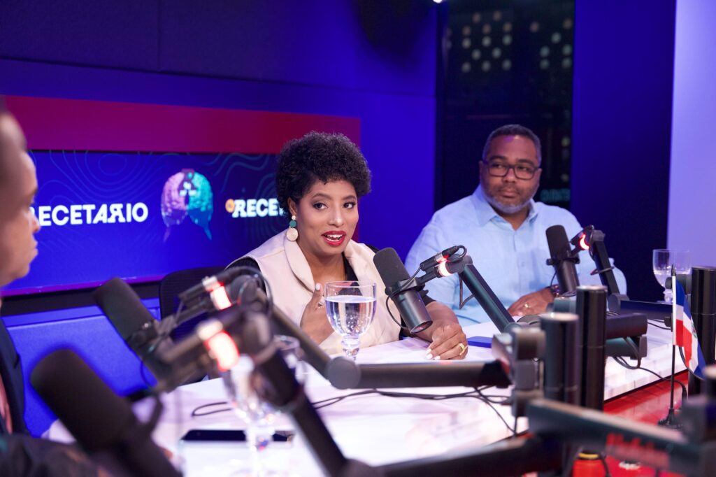 Esmerarda Montero: “cuando el docente se desconecta del mercado y solo está en las aulas, pierde vigencia” | 2 | Esmerarda Montero: “cuando el docente se desconecta del mercado y solo está en las aulas, pierde vigencia” - Noticias de hoy en República Dominicana | De Último Minuto