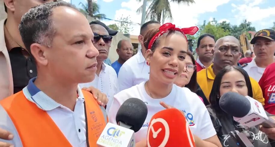 Betty Gerónimo lleva la “Alcaldía en el Barrio” a El Manguito de Sabana Perdida