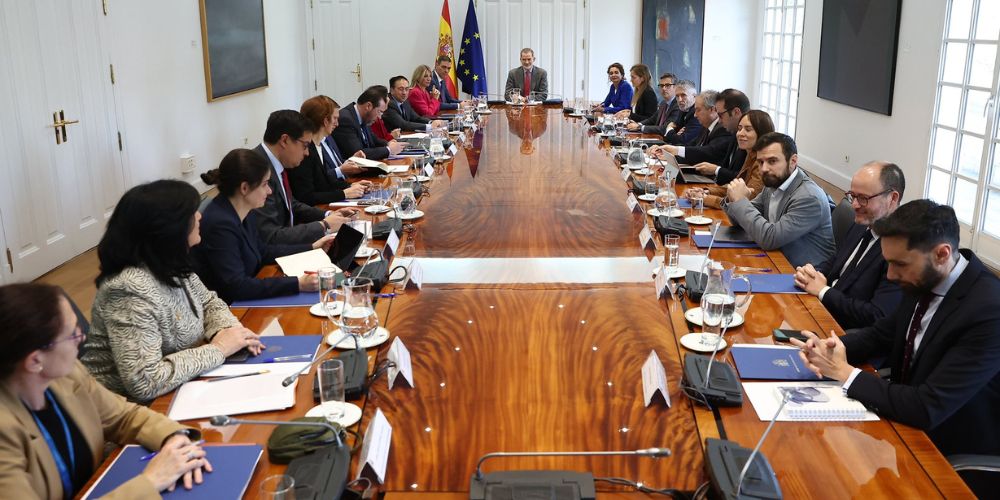 El rey Felipe VI preside Consejo de Seguridad Nacional en Moncloa tras gran apagón en España