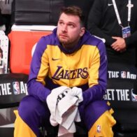 Luka Doncic rompe en llanto tras emotiva ovación en su regreso a Dallas - Noticias de hoy en República Dominicana | De Último Minuto