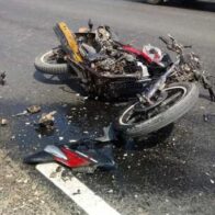 Accidente de motocicleta en Las Terrenas deja dos jóvenes heridos