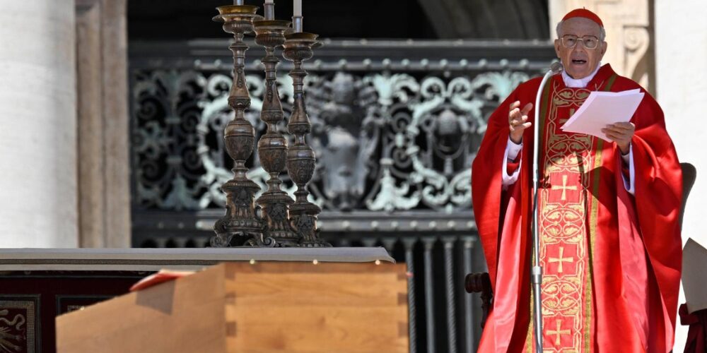 Homilía del funeral de Francisco recuerda sus 47 viajes apostólicos y su 