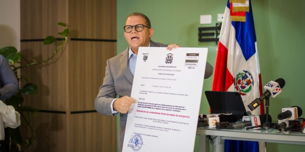 Alcalde de SDE les mintió a sus munícipes y al país, afirma Rafael Castillo