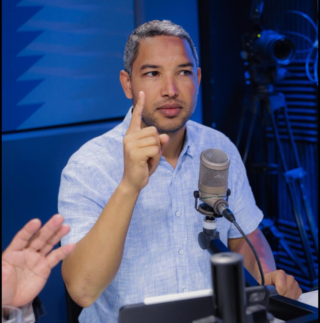 Máximo Romero: 