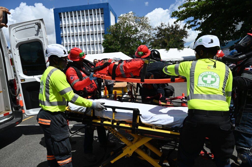 Ministerio de Trabajo realiza simulacro de brigadas de emergencia - Noticias de hoy en República Dominicana | De Último Minuto