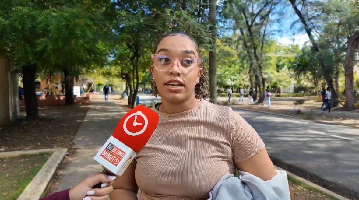 Estudiantes opinan sobre proyecto que obligaría a haitianos a ejercer en su país - Noticias de hoy en República Dominicana | De Último Minuto