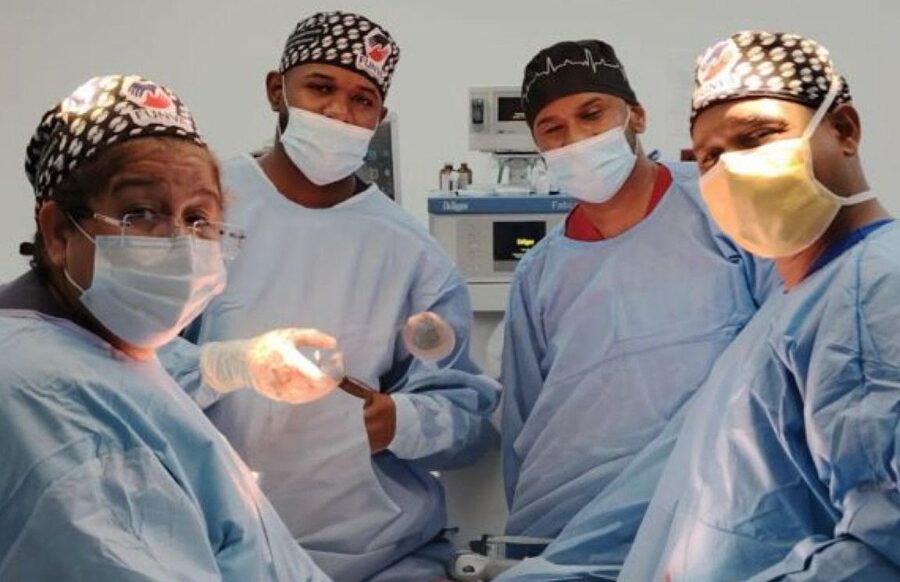 Fundación Vargas Almonte realiza mastectomía a mujer en Barahona