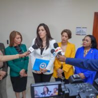 Diputada del Parlacen Krimilda Acosta presenta iniciativa para la tutela de niños huérfanos tras tragedia del Jet Set