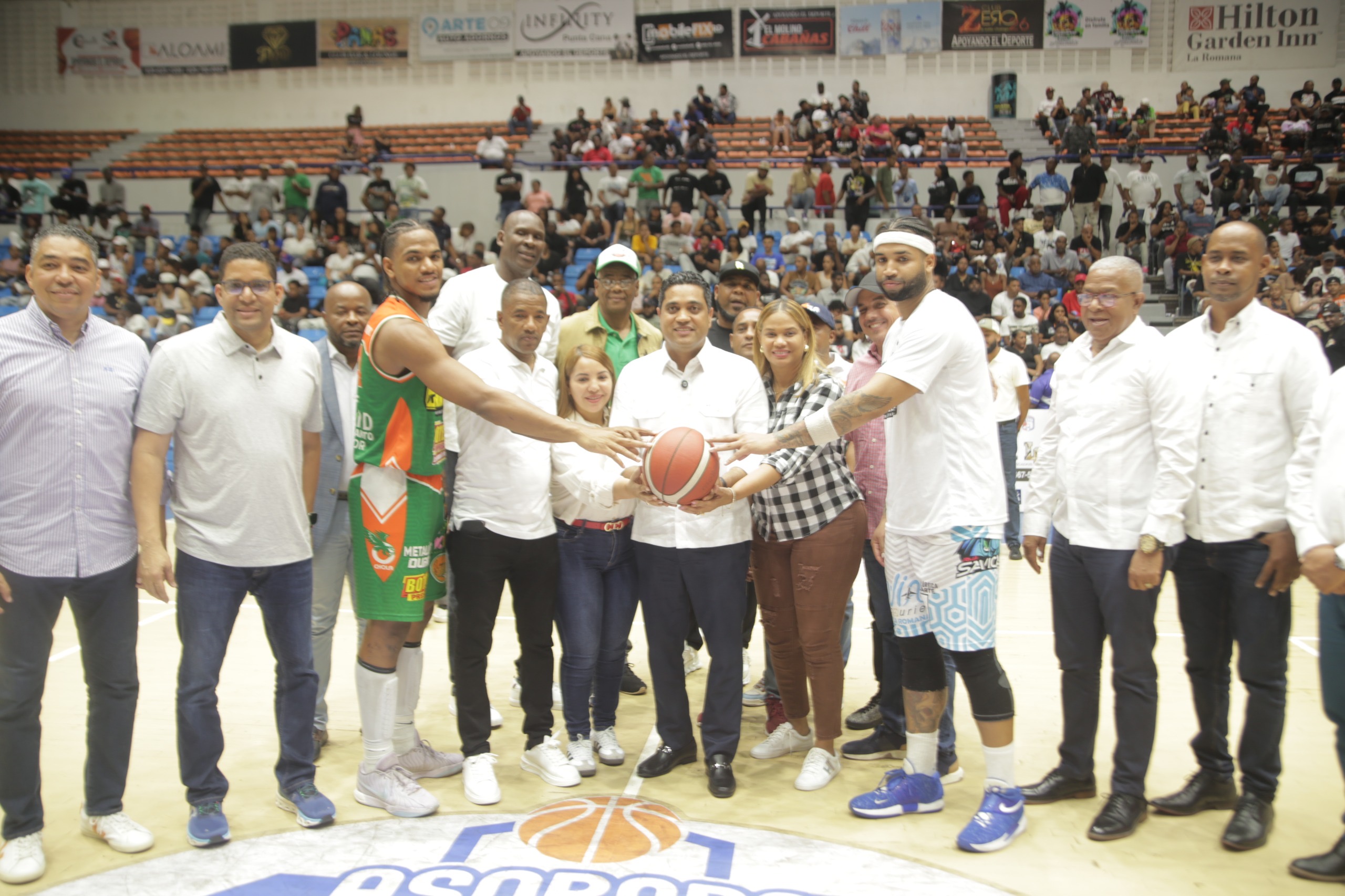 Ministro de Deportes aporta un millón de pesos para el TBS La Romana 2025 - Noticias de hoy en República Dominicana | De Último Minuto