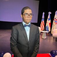 “En la Sombra del Autismo”, es una historia real, contada en primera persona, que , narra las vicisitudes, aprendizajes y logros de Polanco desde su infancia hasta la actualidad.