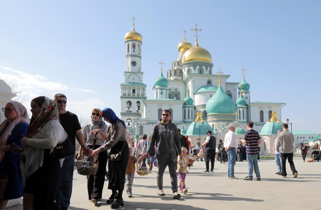 Putin anuncia un breve alto el fuego con ocasión de la Pascua ortodoxa