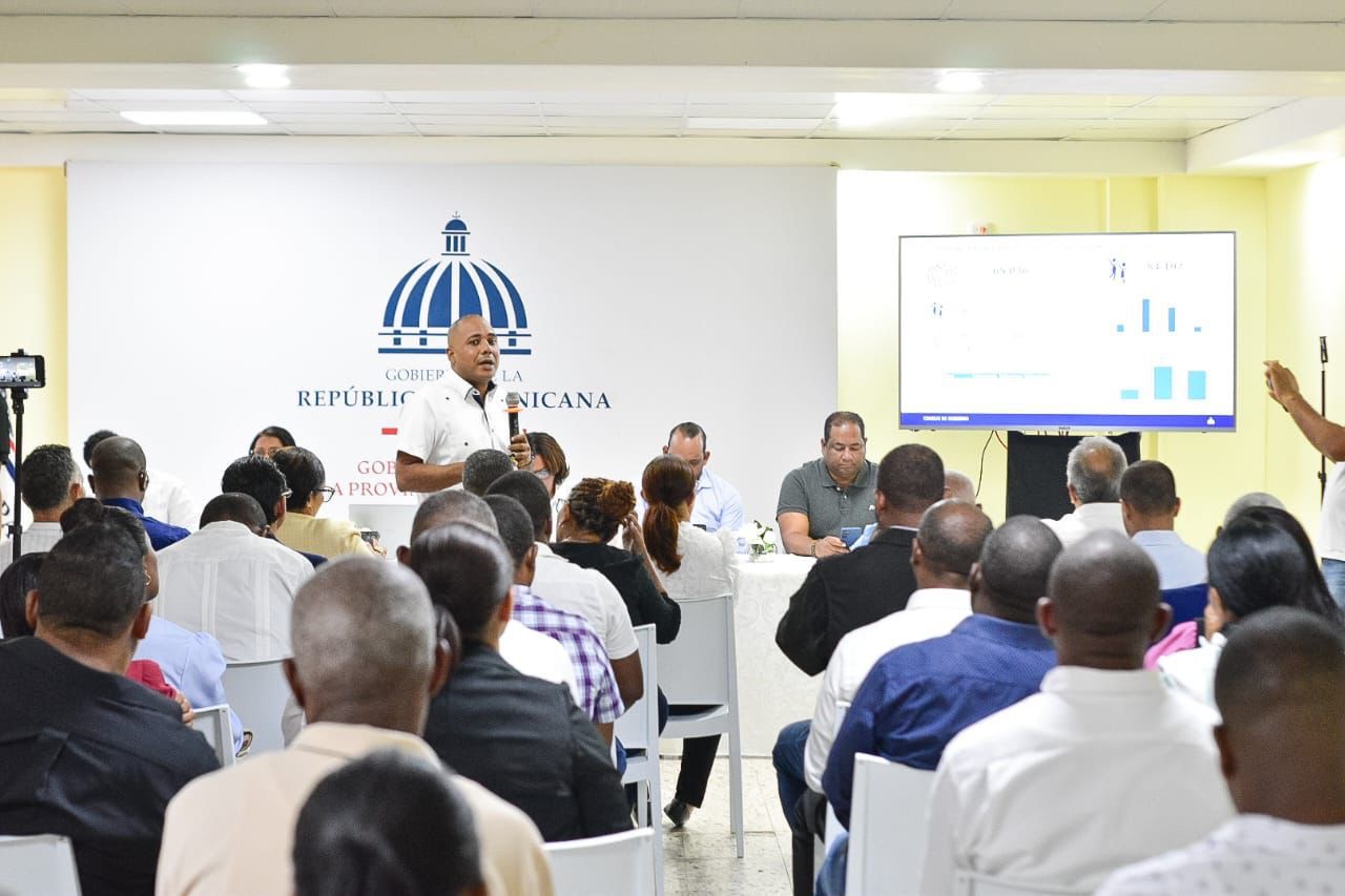 Gobierno presenta avances en el sector educativo de Monte Plata durante jornada “Gobierno en las Provincias” - Noticias de hoy en República Dominicana | De Último Minuto