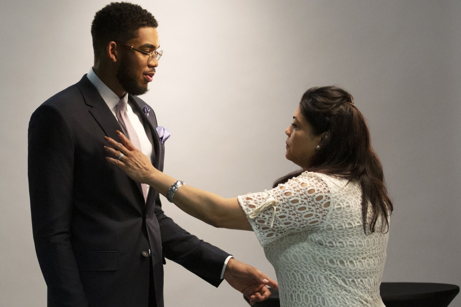 Karl Towns dedica el triunfo ante Indiana a las madres dominicanas - Noticias de hoy en República Dominicana | De Último Minuto