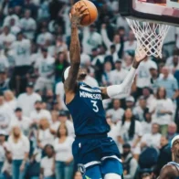 Los Wolves sentencian a los Warriors y regresan a las finales del Oeste - Noticias de hoy en República Dominicana | De Último Minuto