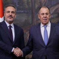 Rusia acusa a la Unión Europea de sabotear las negociaciones que apoyan Turquía y EEUU