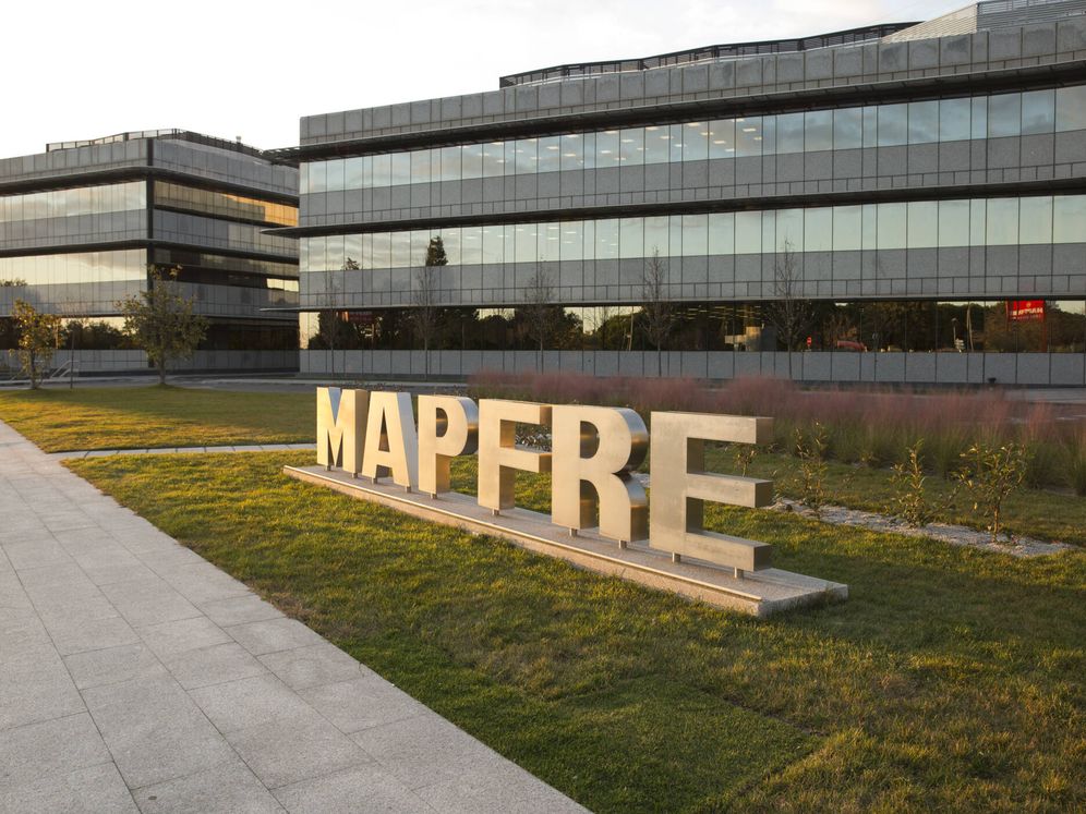 El Informe Panorama Económico y Sectorial reduce sus proyecciones de crecimiento económico mundial al 2,7%