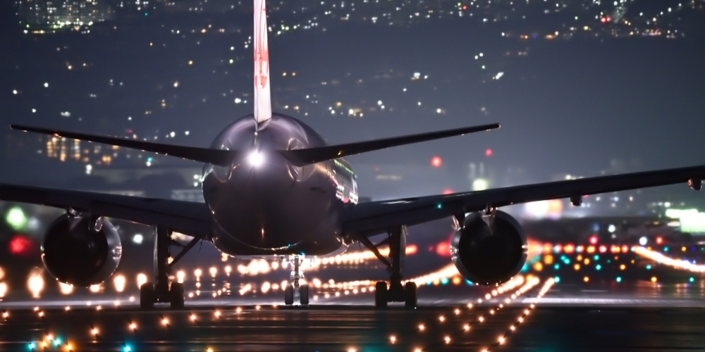 Empleado federal advierte que el Aeropuerto de Newark “no es seguro” por falta de controladores aéreos