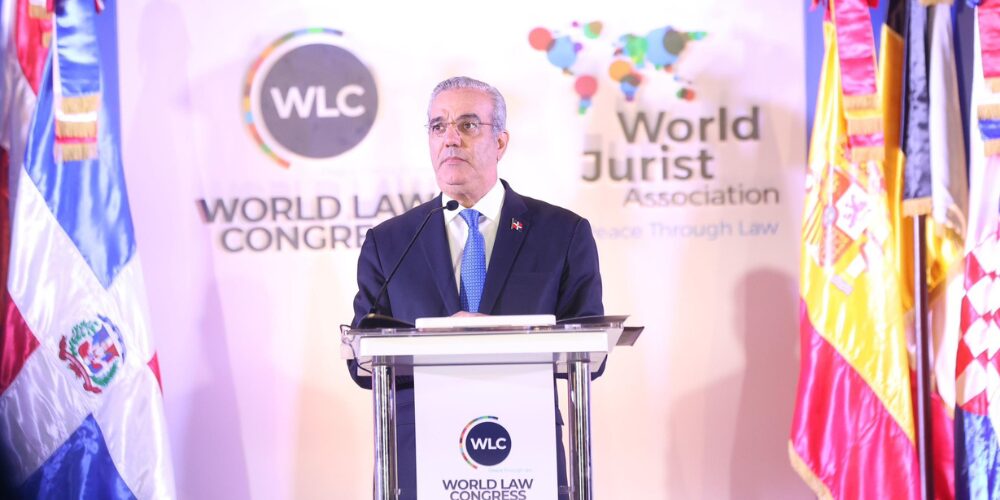 Abinader: “Este congreso no se clausura, se proyecta hacia una justicia más humana y global”