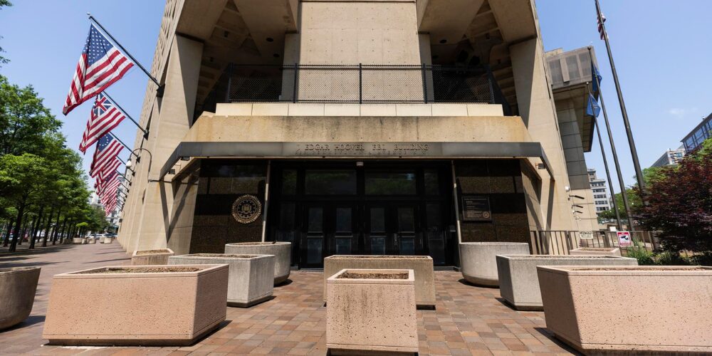 El FBI decide cerrar su histórica sede en Washington