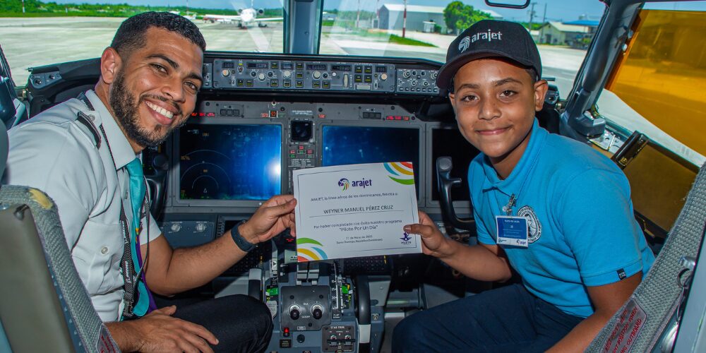 Arajet promueve que niños y jóvenes incursionen en la aviación