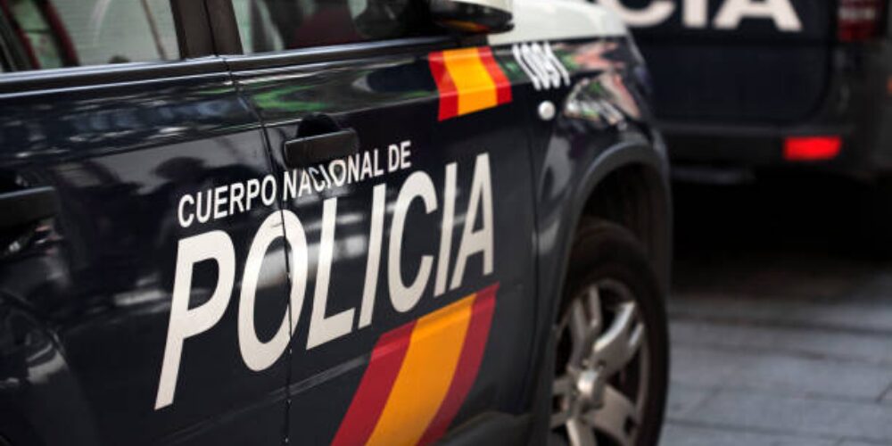 Hallan cadáver en descomposición de argentina e italiano en complejo turístico en España