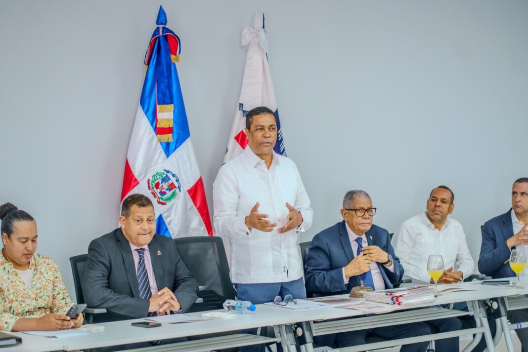 El Comité Ejecutivo de la Liga Municipal Dominicana (LMD).
