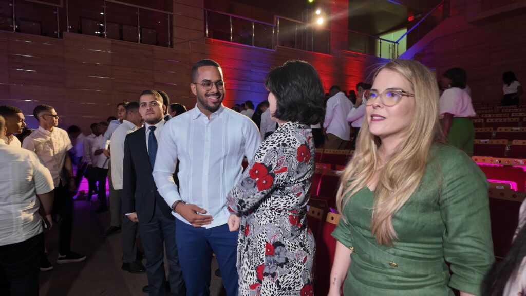 Rector del ITLA destaca inversión estatal de RD$15.8 millones en becas a jóvenes de escasos recursos | De Último Minuto