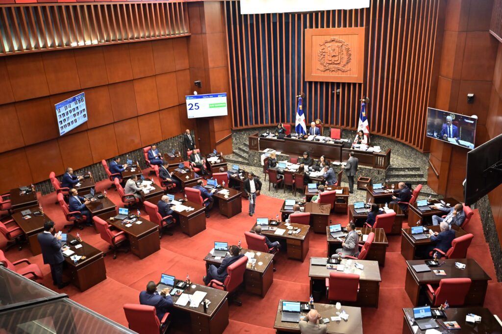Senado conforma comisión para estudio del proyecto de ley sobre libertad de expresión y medios audiovisuales