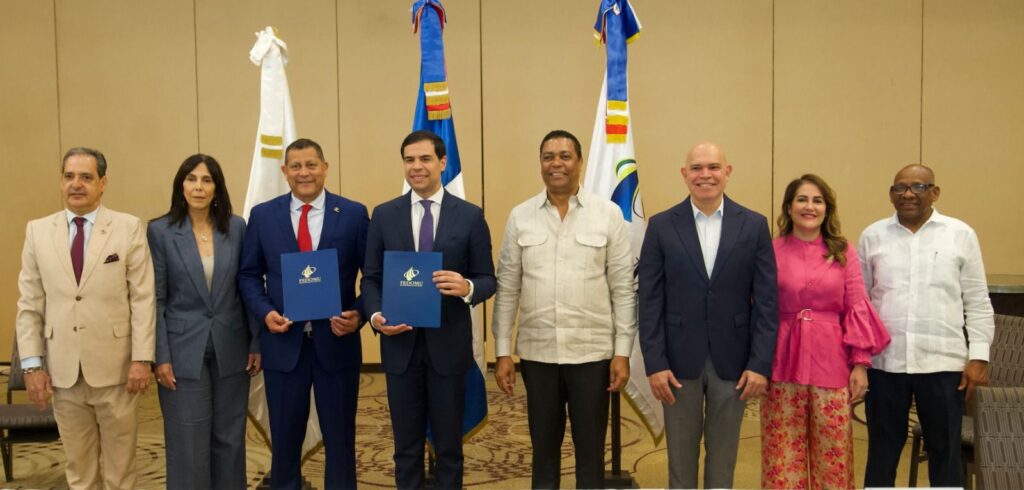 Fedomu y Cultura promoverán la difusión del arte en municipios del país | 2 | Fedomu y Cultura promoverán la difusión del arte en municipios del país - Noticias de hoy en República Dominicana | De Último Minuto