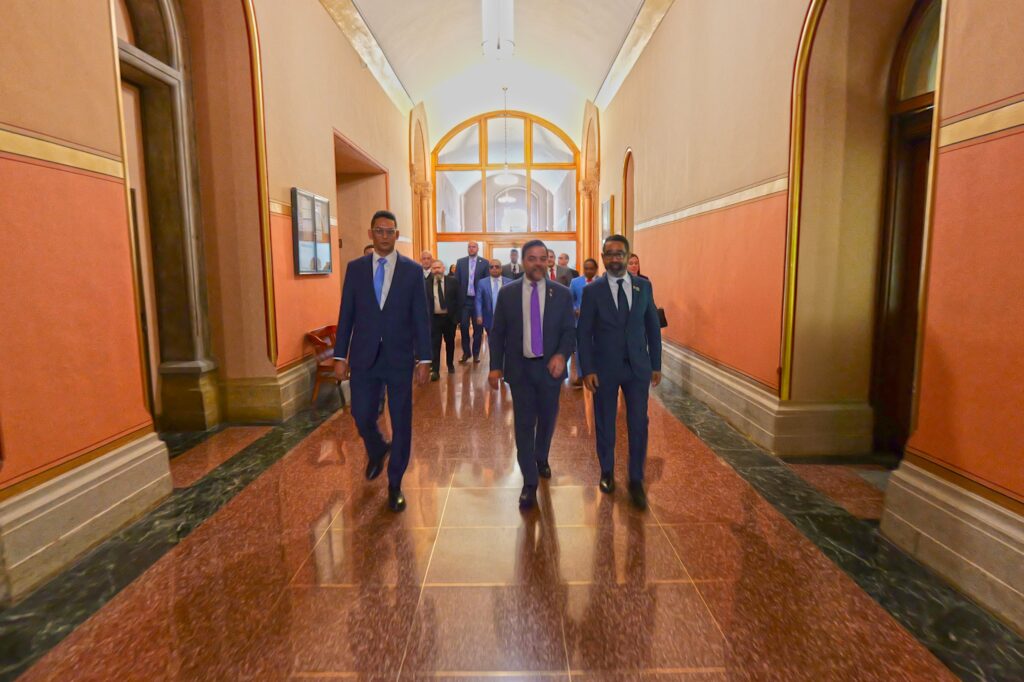 Director del 911 recibe reconocimiento en EE. UU. por liderazgo en emergencias | 2 | Director del 911 recibe reconocimiento en EE. UU. por liderazgo en emergencias - Noticias de hoy en República Dominicana | De Último Minuto