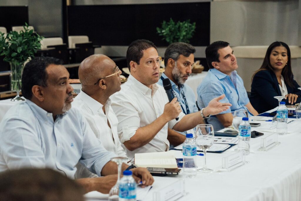 MIVED socializa reforma del Marco Normativo en supervisión de obras por parte del Estado | 2 | MIVED socializa reforma del Marco Normativo en supervisión de obras por parte del Estado - Noticias de hoy en República Dominicana | De Último Minuto