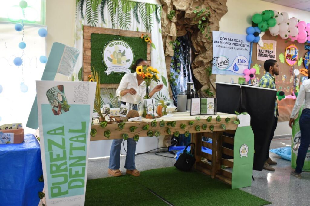 INFOTEP impulsa la innovación y el emprendimiento en la Feria Ecotecno Marketing en Bonao | 4 | INFOTEP impulsa la innovación y el emprendimiento en la Feria Ecotecno Marketing en Bonao - Noticias de hoy en República Dominicana | De Último Minuto