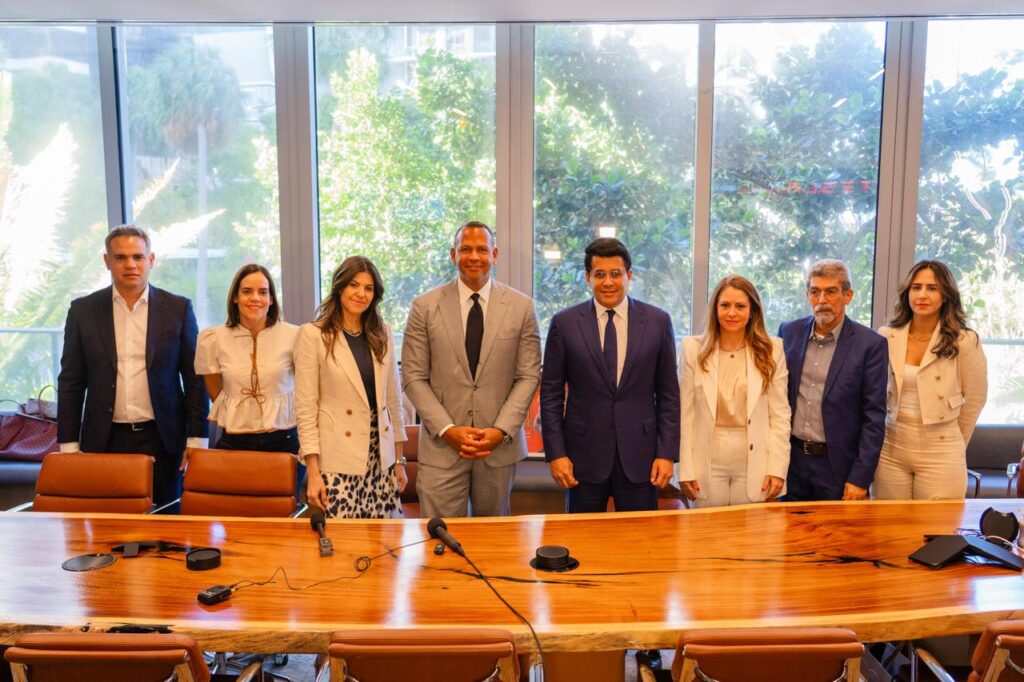 David Collado y Alex Rodríguez anuncian inversión de mil millones de dólares en Playa Grande | 2 | David Collado y Alex Rodríguez anuncian inversión de mil millones de dólares en Playa Grande - Noticias de hoy en República Dominicana | De Último Minuto