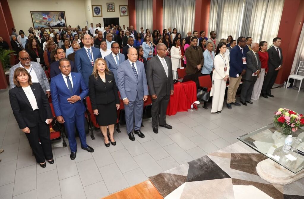 Radhamés Silverio resalta la propiedad intelectual como clave del desarrollo en Foro Académico - Noticias de hoy en República Dominicana | De Último Minuto