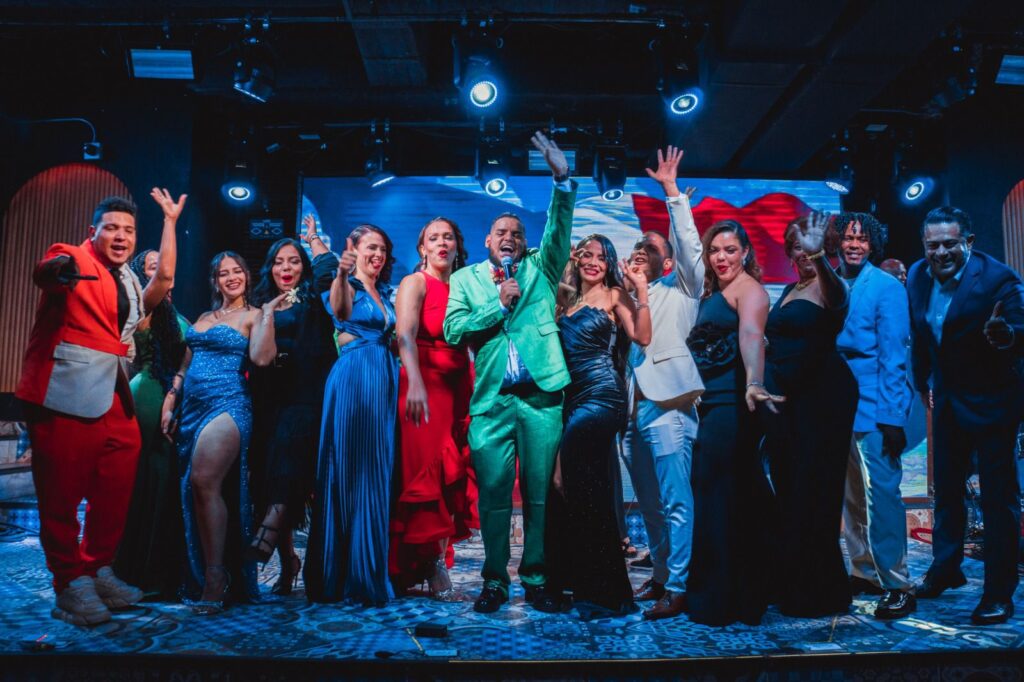 Éxito rotundo en la 1ra Gala Internacional de Premios La Flor 2025 en Medellín, Colombia - Noticias de hoy en República Dominicana | De Último Minuto