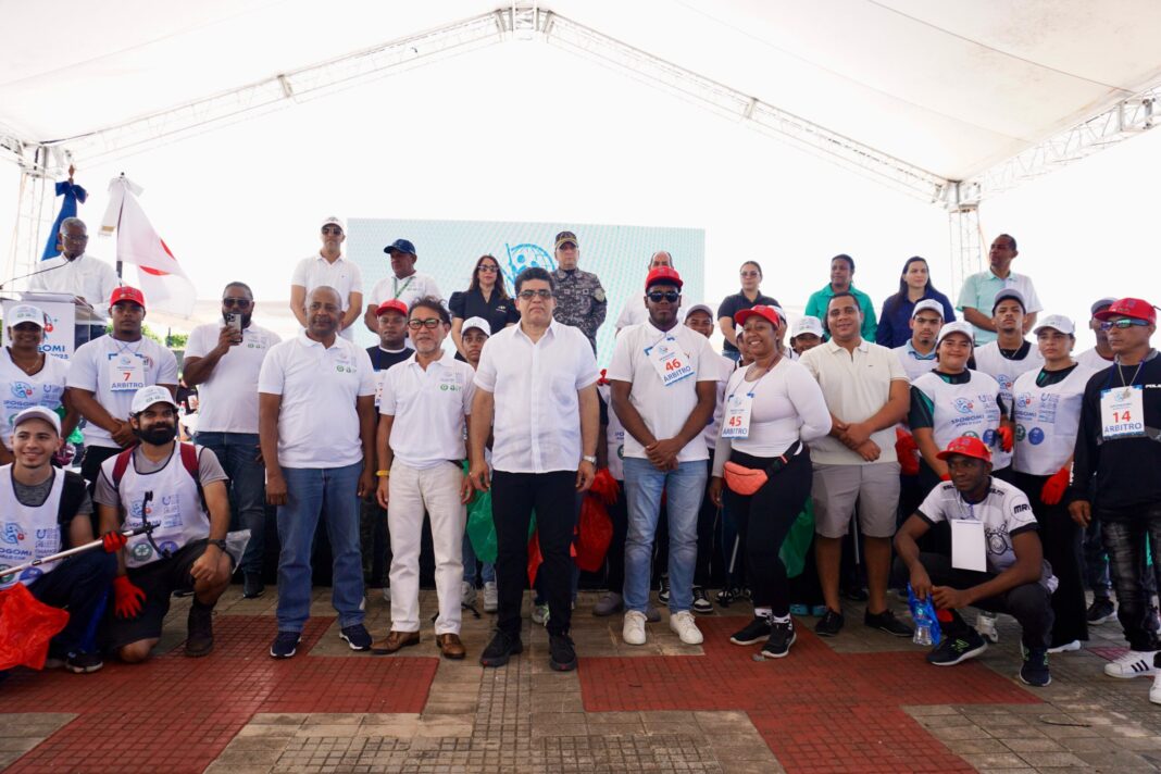 La JICA de Japón y Ayuntamiento de SDE celebran SPOGOMI-RD: competencia de reciclaje
