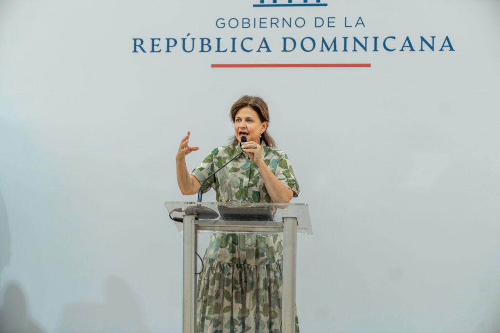 Raquel Peña celebra Día de las Madres con mujeres en Bahoruco | 7 | Raquel Peña celebra Día de las Madres con mujeres en Bahoruco - Noticias de hoy en República Dominicana | De Último Minuto