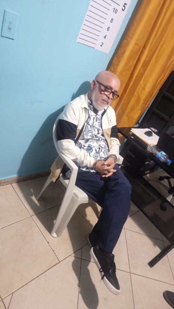 Ángel Martínez: ¿Quién es el apresado “detective” sometido y buscado por difamación e injuria? | 2 | Ángel Martínez: ¿Quién es el apresado “detective” sometido y buscado por difamación e injuria? - Noticias de hoy en República Dominicana | De Último Minuto