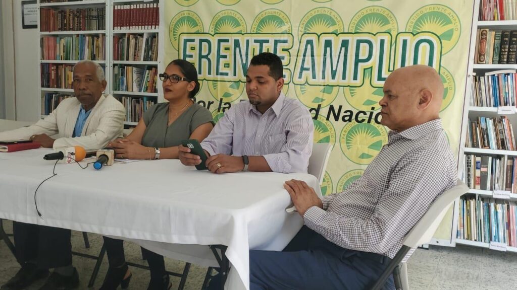 Frente Amplio anuncia protesta contra el alto costo de la canasta familiar y las medicinas en Santiago | 2 | Frente Amplio anuncia protesta contra el alto costo de la canasta familiar y las medicinas en Santiago - Noticias de hoy en República Dominicana | De Último Minuto