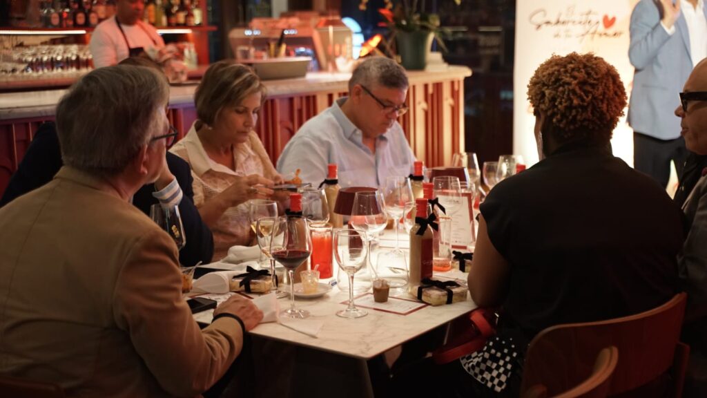 Frank Ceara lanza El Saborcito de tu Amor, un festín de música, amistad y gratitud | 5 | Frank Ceara lanza El Saborcito de tu Amor, un festín de música, amistad y gratitud - Noticias de hoy en República Dominicana | De Último Minuto