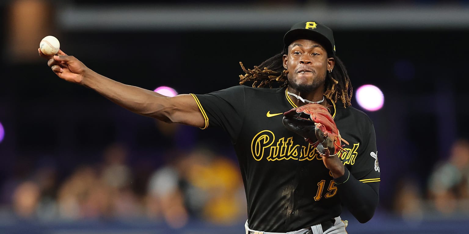 Oneil Cruz impacta con su brazo: elimina al corredor en home con un tiro de 100 mph desde el CF - Noticias de hoy en República Dominicana | De Último Minuto