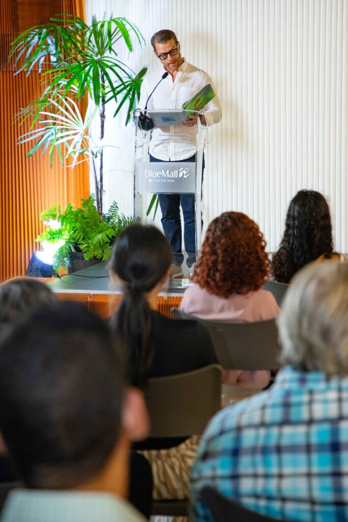 Fundación Puntacana presenta libro que refleja su compromiso con la protección del medioambiente - Noticias de hoy en República Dominicana | De Último Minuto