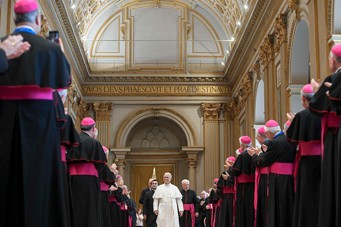 El papa alerta de que la dignidad humana corre el riesgo de ser aniquilada por algoritmos