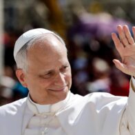 El Vaticano estrena documental sobre la vida misionera del papa León XIV