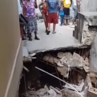 Colapsa vivienda por derrumbe en el Callejón de los Muchos, en Los Guaricanos