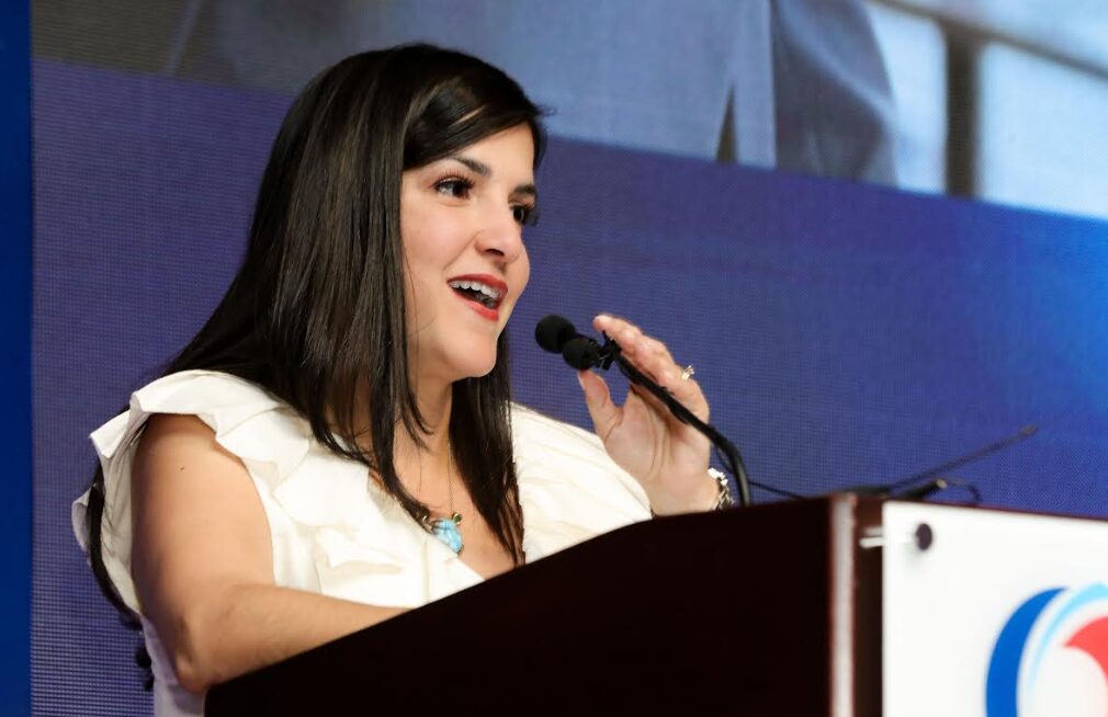 Viviana Riveiro.