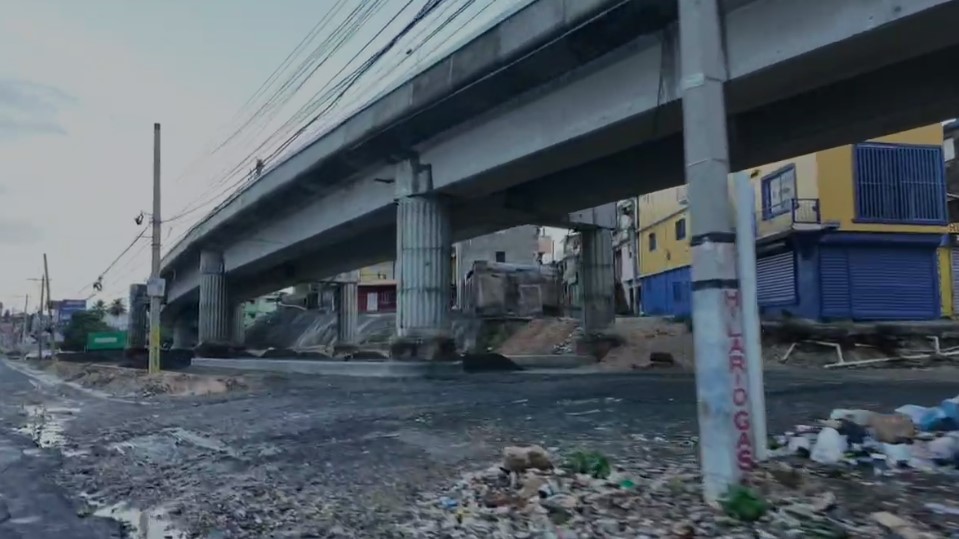 Moradores de SDO expresan descontento por condiciones de las calles