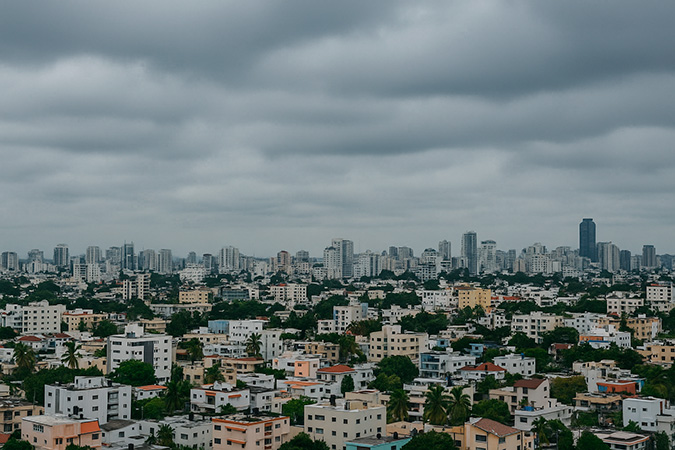 Pronóstico del tiempo para este martes en República Dominicana: lluvias dispersas y calor sofocante en varias provincias