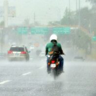 Aguaceros provocan inundaciones en principales vías del Gran Santo Domingo